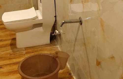 Kelambakkam Hotel | OMR GRAND INN