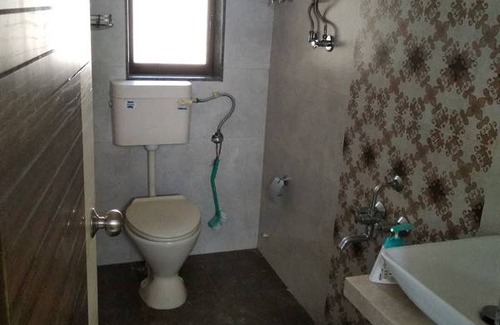 J B Nagar Resort | Private room ∙ 2 guests