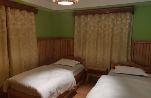 Lachen Resort | Private room ∙ 2 guests