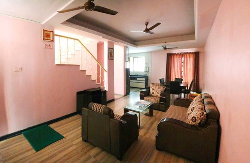 Viman Nagar Resort | Private room ∙ 2 guests