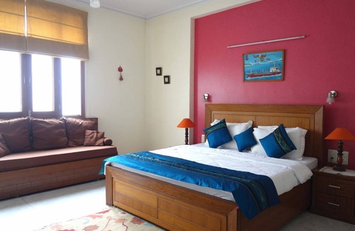 Saket Resort | Private room ∙ 3 guests