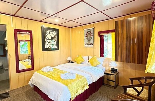 Geyzing Resort | Private room ∙ 3 guests