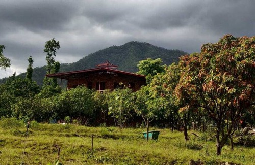 Dehradun Resort | Private room ∙ 4 guests
