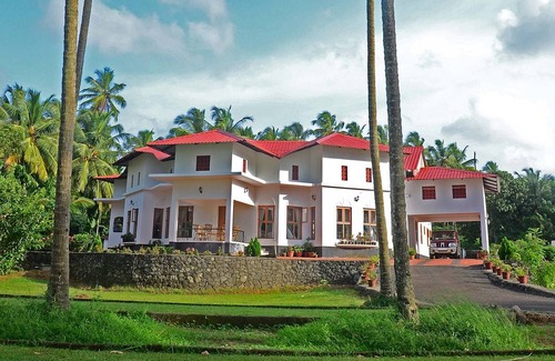 Chittilapilly Resort | Private room ∙ 3 guests