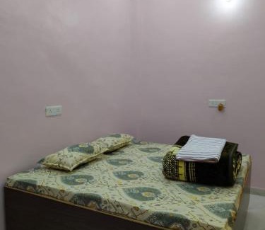 Ayodhya House | Raghunath Bhavan