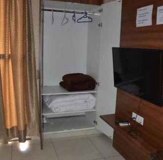 Zirakpur Apartment | Royal Holiday Homes