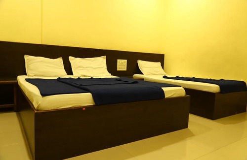 Shirdi Hotel | Sai Madhavi Palace Hotel