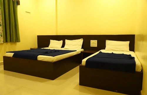 Shirdi Hotel | Sai Madhavi Palace Hotel