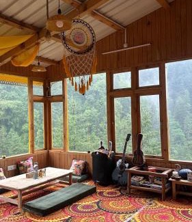 Shoja Hostel | Solo ki Duniya, near Jhalori Pass, Jibhi, Shoja