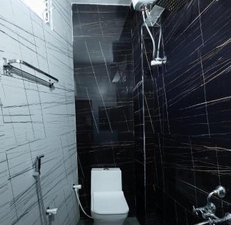 Peelamedu House | Sri Varee Residency- Near to KMCH hospital & Coimbatore Airport