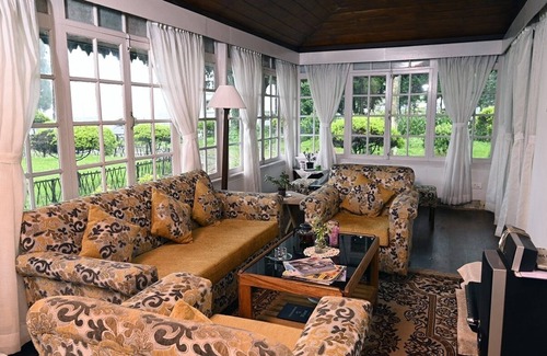 Darjeeling Resort | Tumsong Tea Retreat