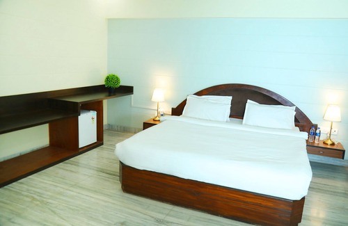 Andheri Hotel | Turtle Hotel