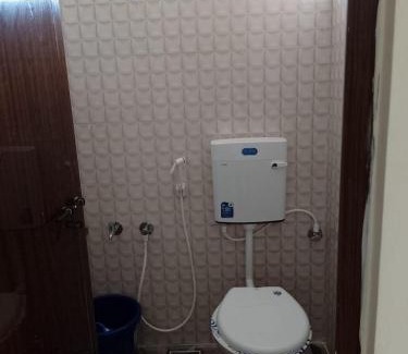 Udupi Hostel | UK YATHRINIVAS