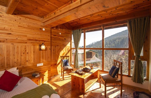Cheog Hostel | Zostel Homes Cheog - Shimla