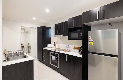 Rocklea Apartment | 1 Bdr Apt w/AC | Covered Parking | 431F1