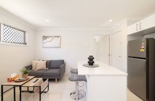Rocklea Apartment | 1 Bdr Apt w/AC | Covered Parking | 531AF1