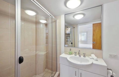 Mooloolaba Resort | 1 bedroom beachside unit Mooloolaba