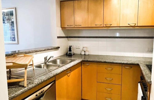 Perth Central Business District Apartment | 10 CBD Resort 2BR Secure Suite Pool Gym & Parking
