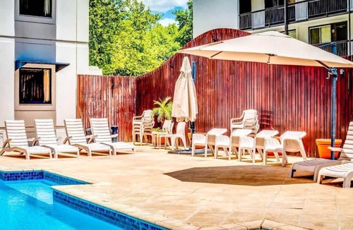 Perth Central Business District Apartment | 10 CBD Resort 2BR Secure Suite Pool Gym & Parking