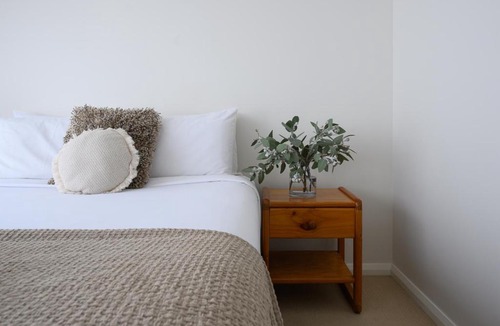 West Perth Apartment | 10 Tranquil Charm West Perth 2BR Parking