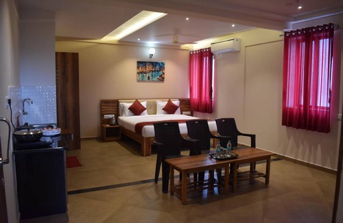Surathkal Hotel | 110 m² Hotel ∙ 2 guests