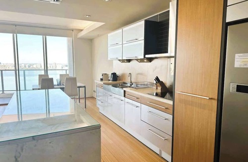 Perth Central Business District Apartment | 114 Panoramic River Views 2BR High Floor & Parking