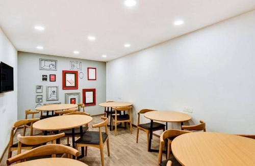 Nagpur Hotel | 12 m² Hotel ∙ 3 guests