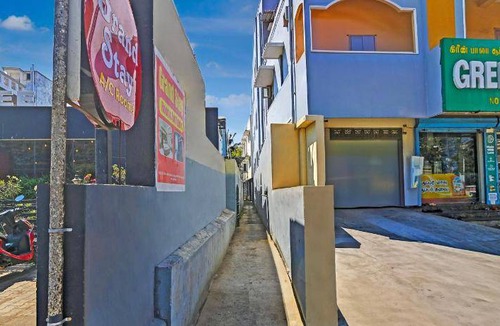 Injambakkam Hotel | 12 m² Hotel ∙ 2 guests