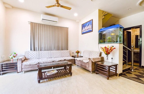 Gayariawas Hotel | 120 m² Hotel ∙ 2 guests