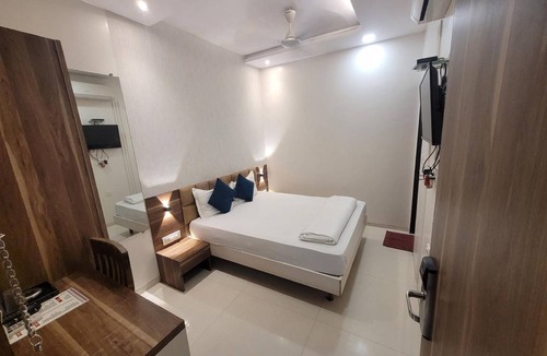 Sakinaka Hotel | 120 m² Hotel ∙ 2 guests