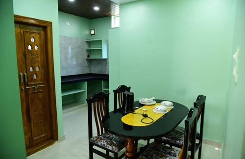 Adoni House | 1200 m² House ∙ 2 bedrooms ∙ 7 guests