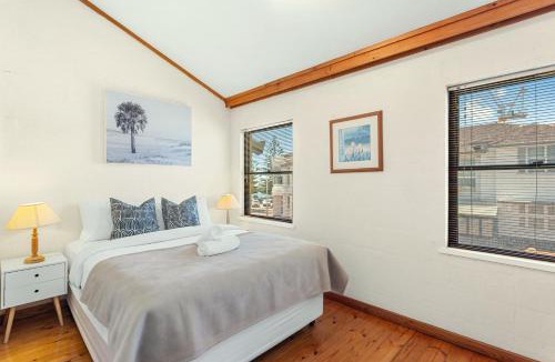 Cottesloe Apartment | 13 Cottesloe - steps from beach - sleeps 3