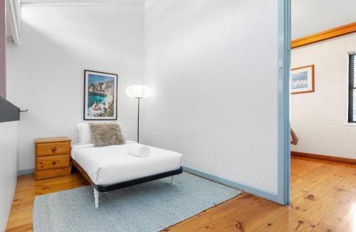 Cottesloe Apartment | 13 Cottesloe - steps from beach - sleeps 3