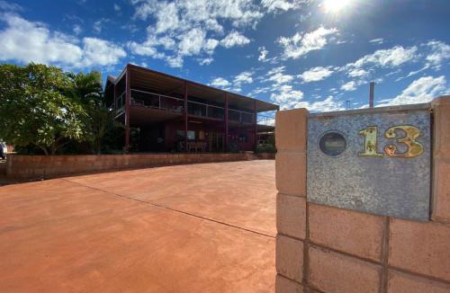 Exmouth House | 13 Skipjack Circle