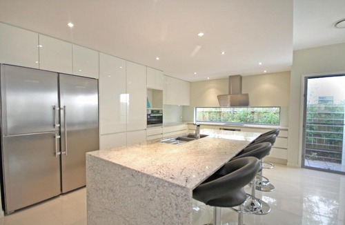 Mount Coolum Apartment | 13 Wave Crescent, Mount Coolum Pet Friendly, Linen included, WIFI, Foxtel