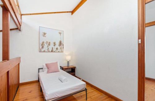 Cottesloe Apartment | 14 Cottesloe - steps from beach - sleeps 2