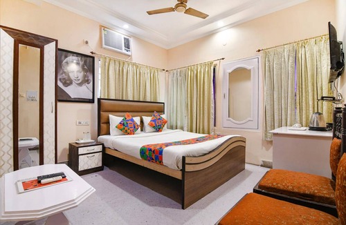 Sector 1 Hotel | 14 m² Hotel ∙ 2 guests