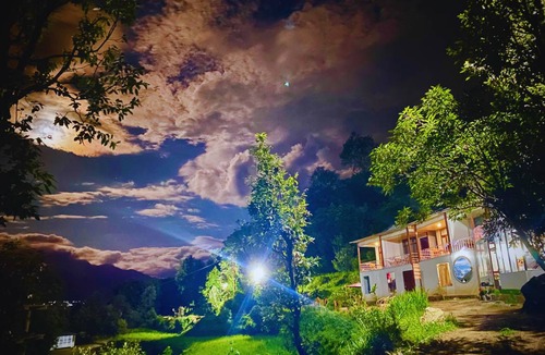 Guptkashi Hotel | 14 m² Hotel ∙ 3 guests