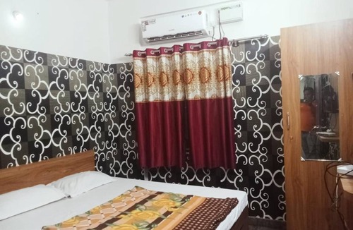 Yeshwanthpur Hotel | 15 m² Hotel ∙ 4 guests