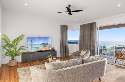Coolum Beach Resort | 15 Scrub Rd - A Modern Coastal Luxury Retreat