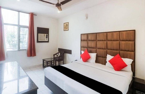 Chandigarh Hotel | 17 m² Hotel ∙ 4 guests