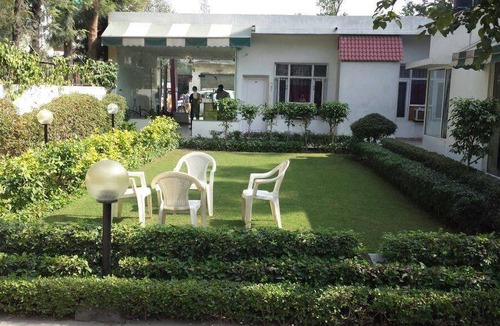 Chandigarh Hotel | 17 m² Hotel ∙ 4 guests