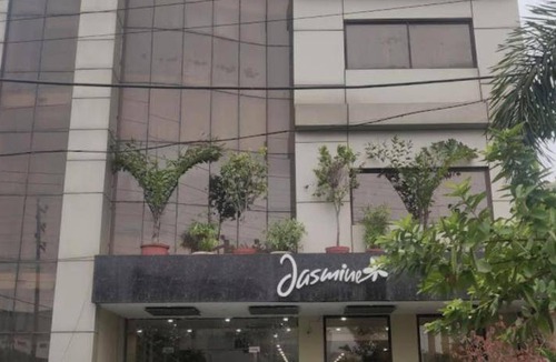 BHEL Township Hotel | 170 m² Hotel ∙ 2 guests