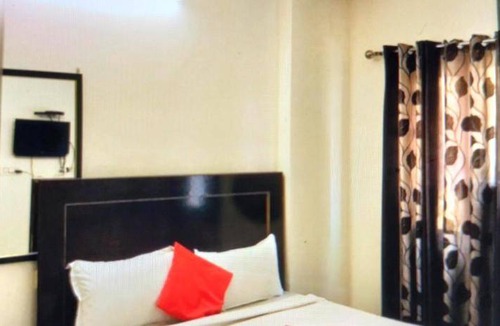 Haridwar Hotel | 170 m² Hotel ∙ 4 guests