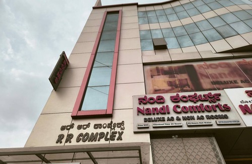 Yeshwanthpur Hotel | 18 m² Hotel ∙ 2 guests