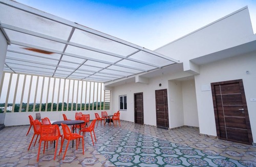 Ibrahimpatan Hotel | 180 m² Hotel ∙ 2 guests