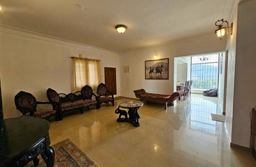 West Mere Apartment | 1800 m² Apartment ∙ 3 bedrooms ∙ 14 guests