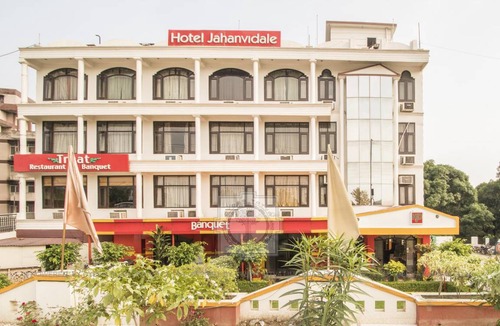 Mayapur Hotel | 185 m² Hotel ∙ 3 guests