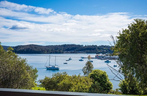 Narooma House | 19 Lakeview Drive Narooma