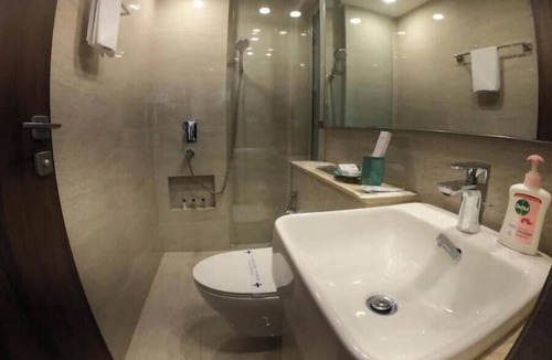Hiranandani Gardens Apartment | 1BHK @ Hiranandani Powai